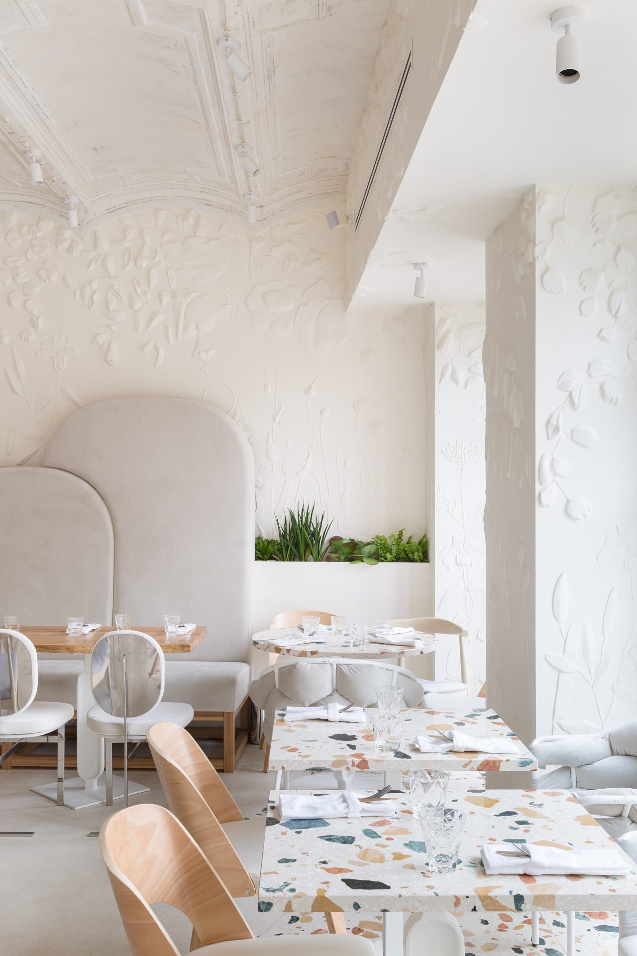 Fluted Banquette Seating Finger Flutes-Margarita Bistro Fluted Banquette Seating Finger Flutes-Margarita Bistro