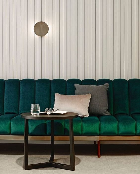 Fluted Banquette Seating Finger Flutes-Bates Smart Interiors 01 Fluted Banquette Seating Finger Flutes-Bates Smart Interiors 01