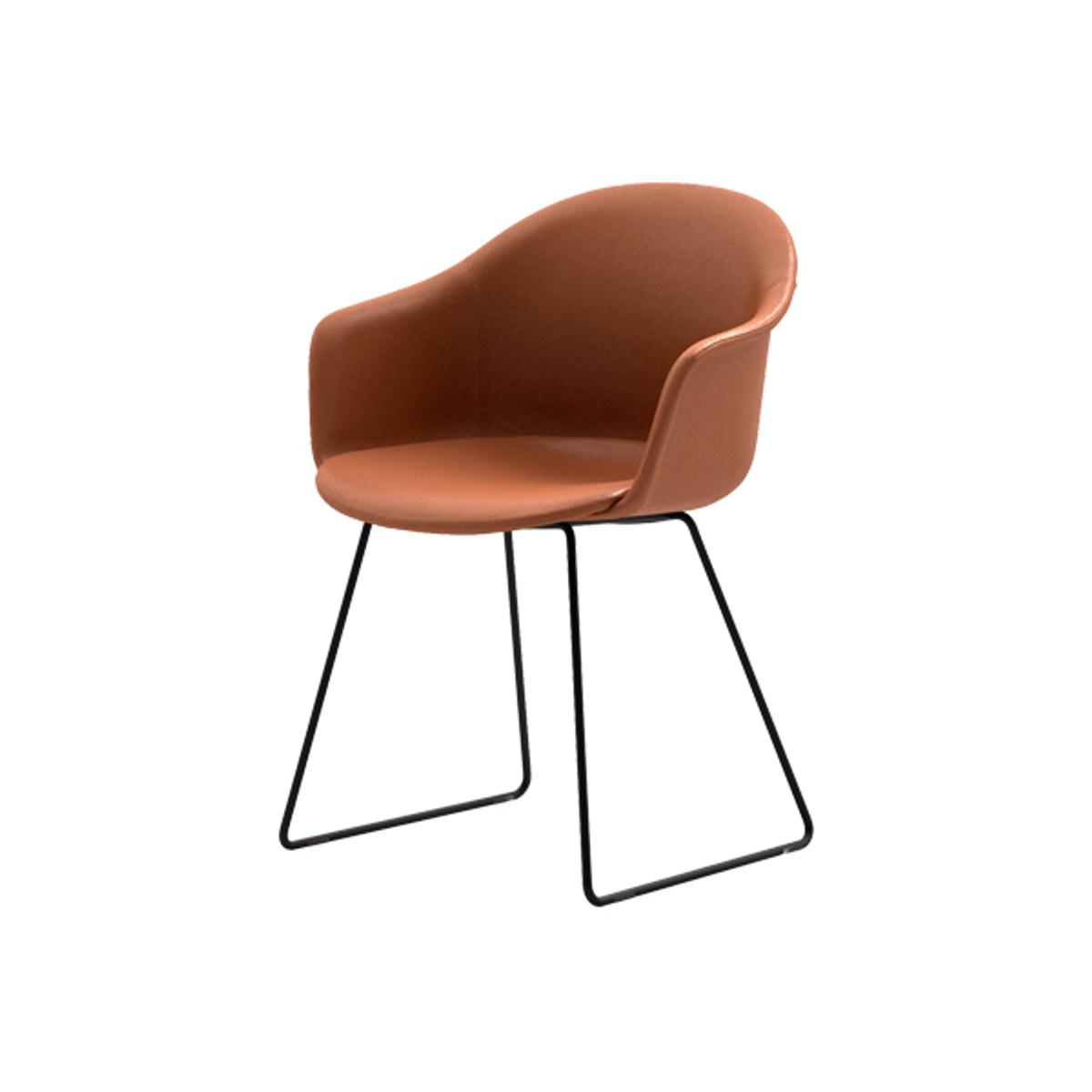 Manisoftsledarmchair Inside Out Contracts