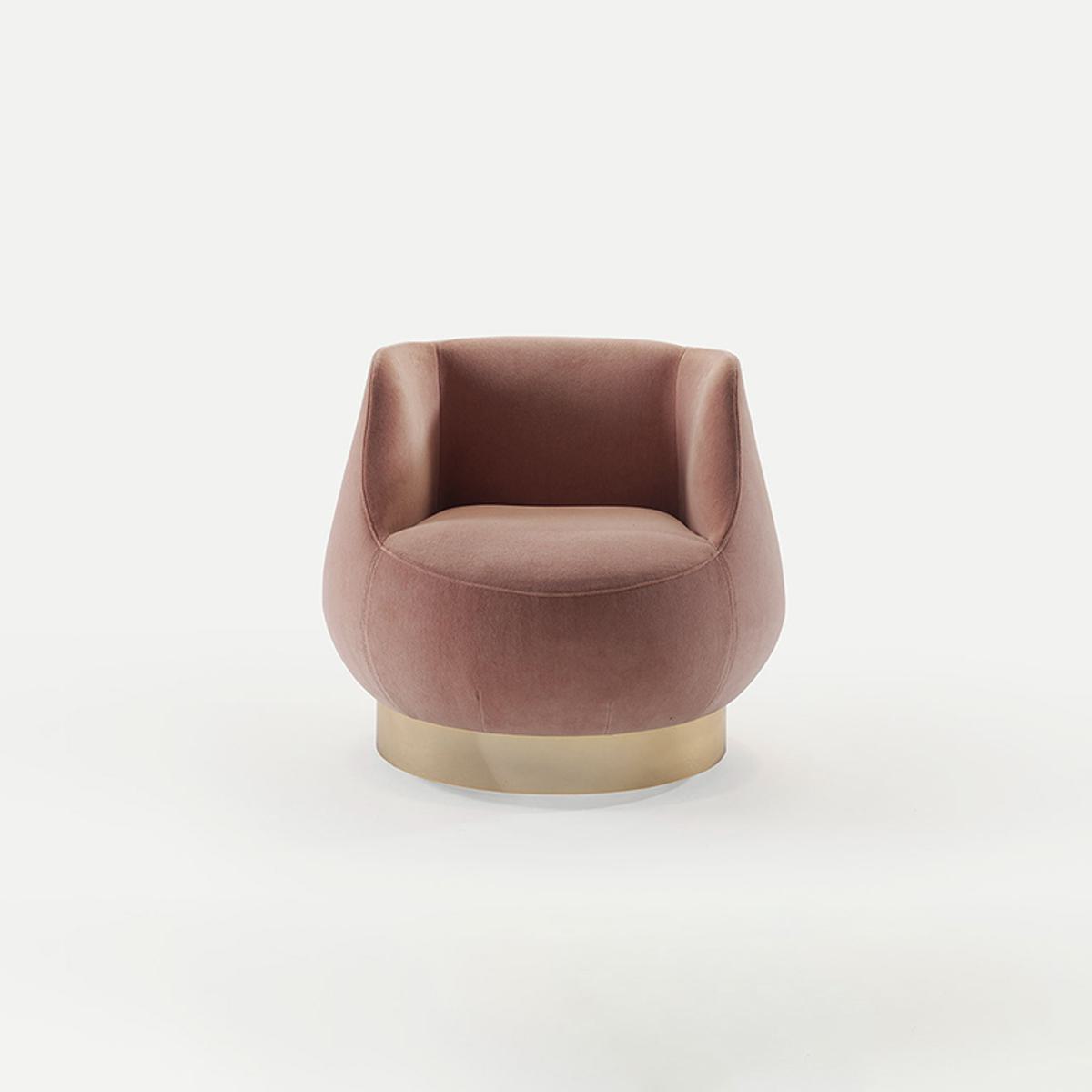 Magnum Lounge Chair Pink Front